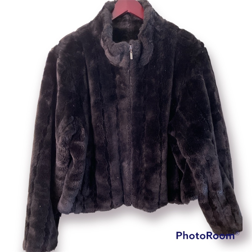 VINTAGE SPREAD YOUR WINGS Women’s Size XL 14/16 Short Faux Fur Coat Jacket